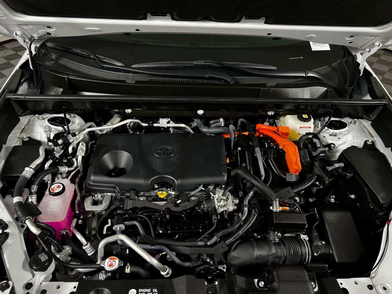 Thumbnail: 2025 Toyota RAV4 - 9