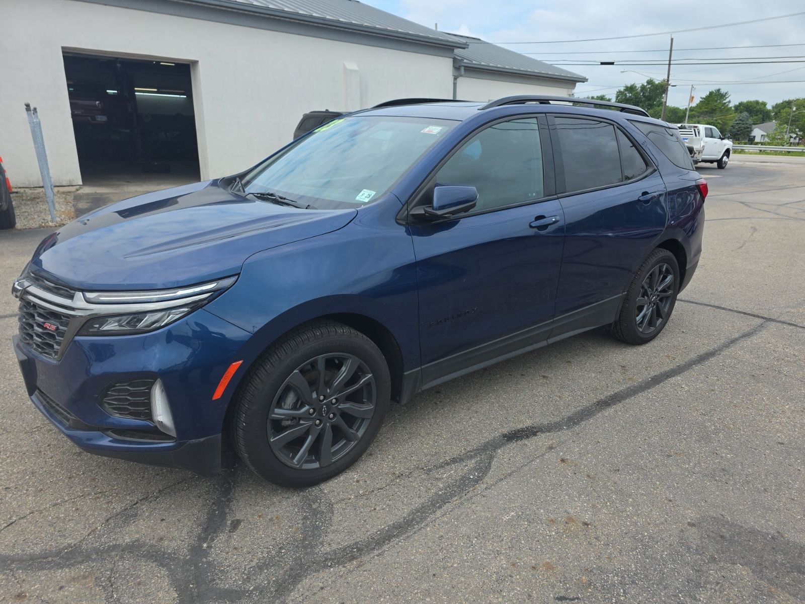 Blue Glow Metallic 2023 Chevrolet Equinox SUV / Crossover Front-Wheel Drive 6-Speed Automatic