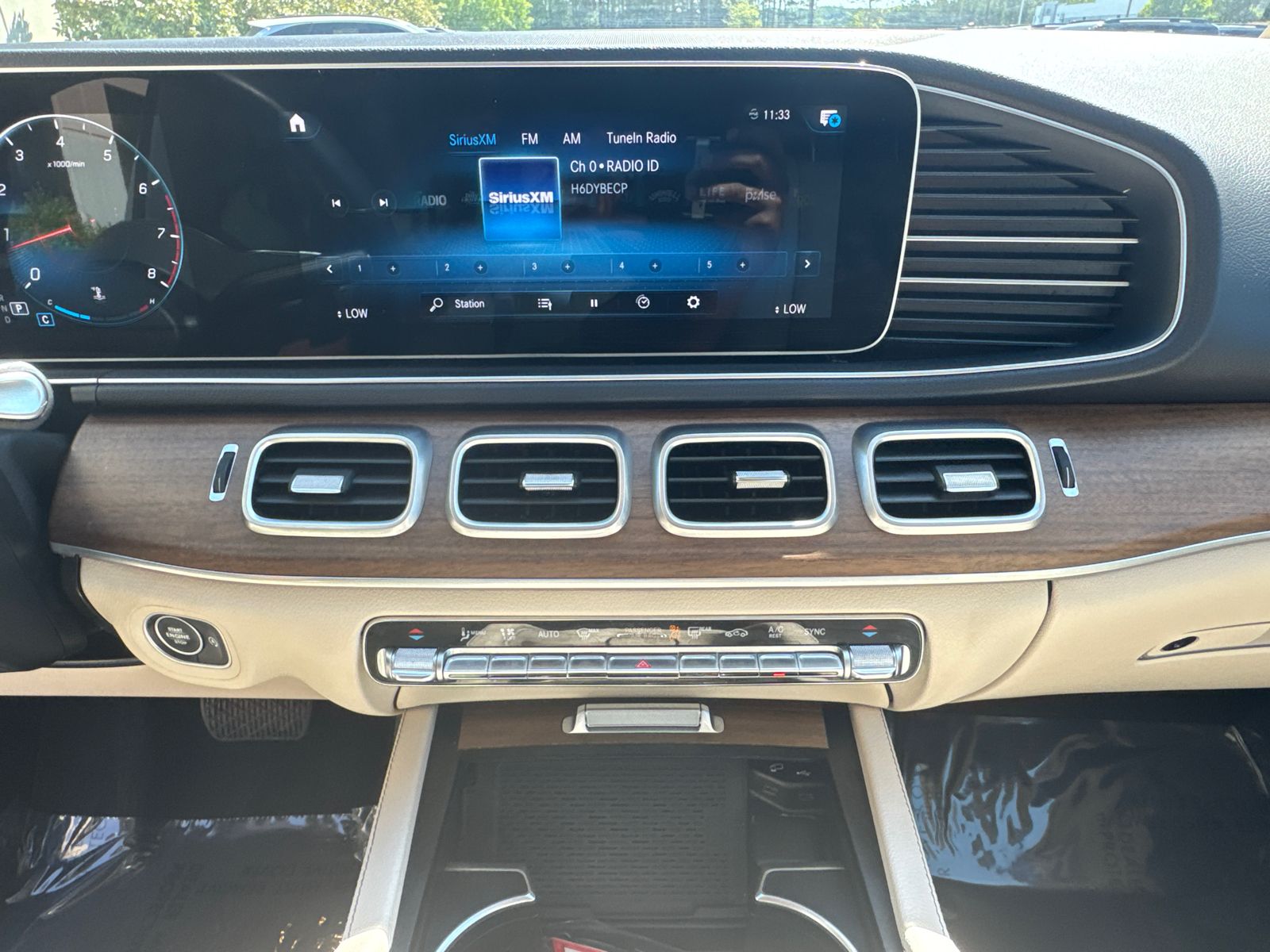 Used 2023  Mercedes-Benz GLE 350 image 29
