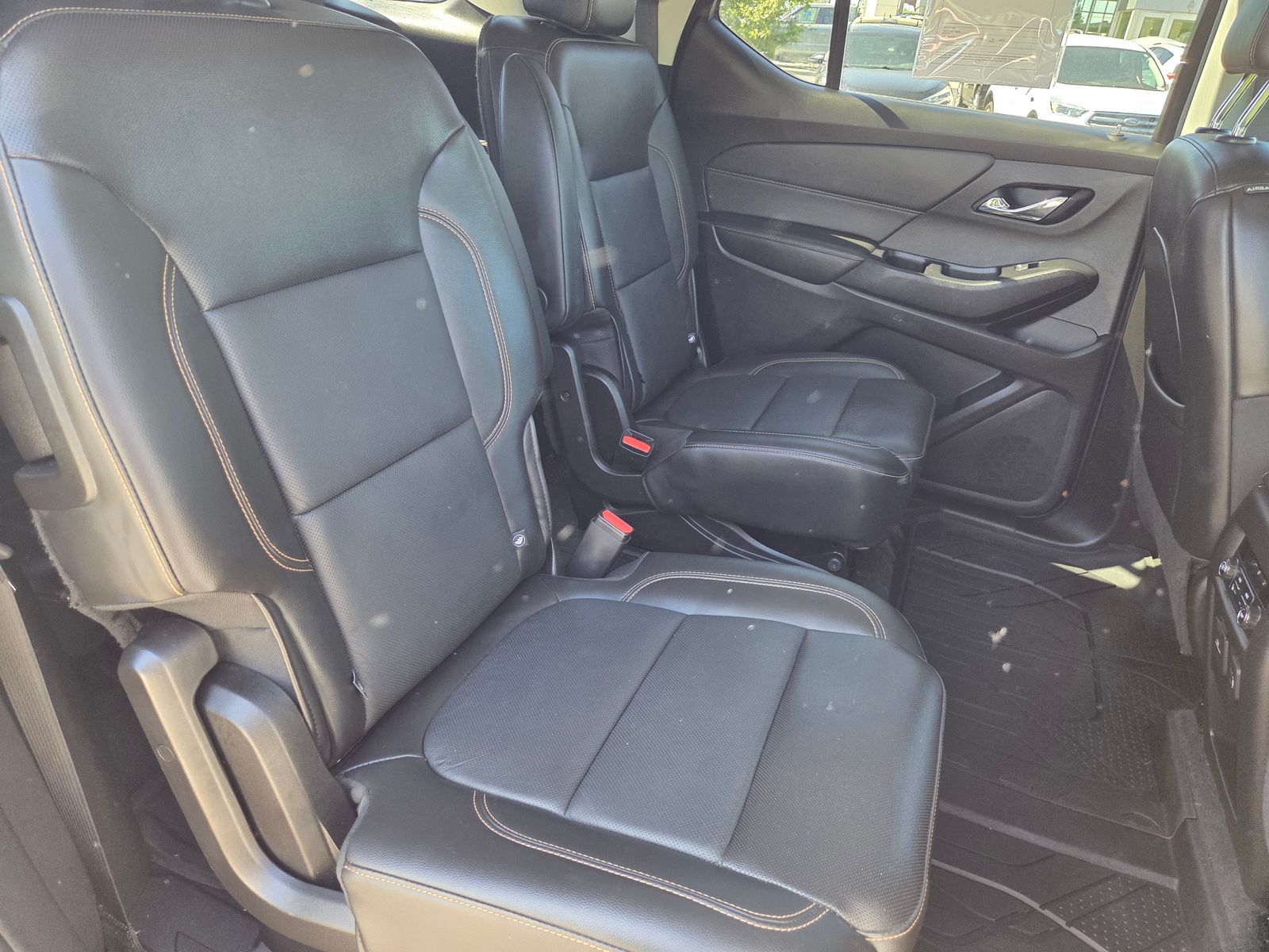 used 2021 Chevrolet Traverse car, priced at $27,244
