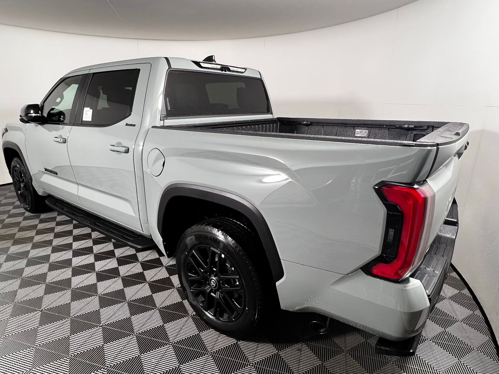 Thumbnail: 2026 Toyota Tundra - 6