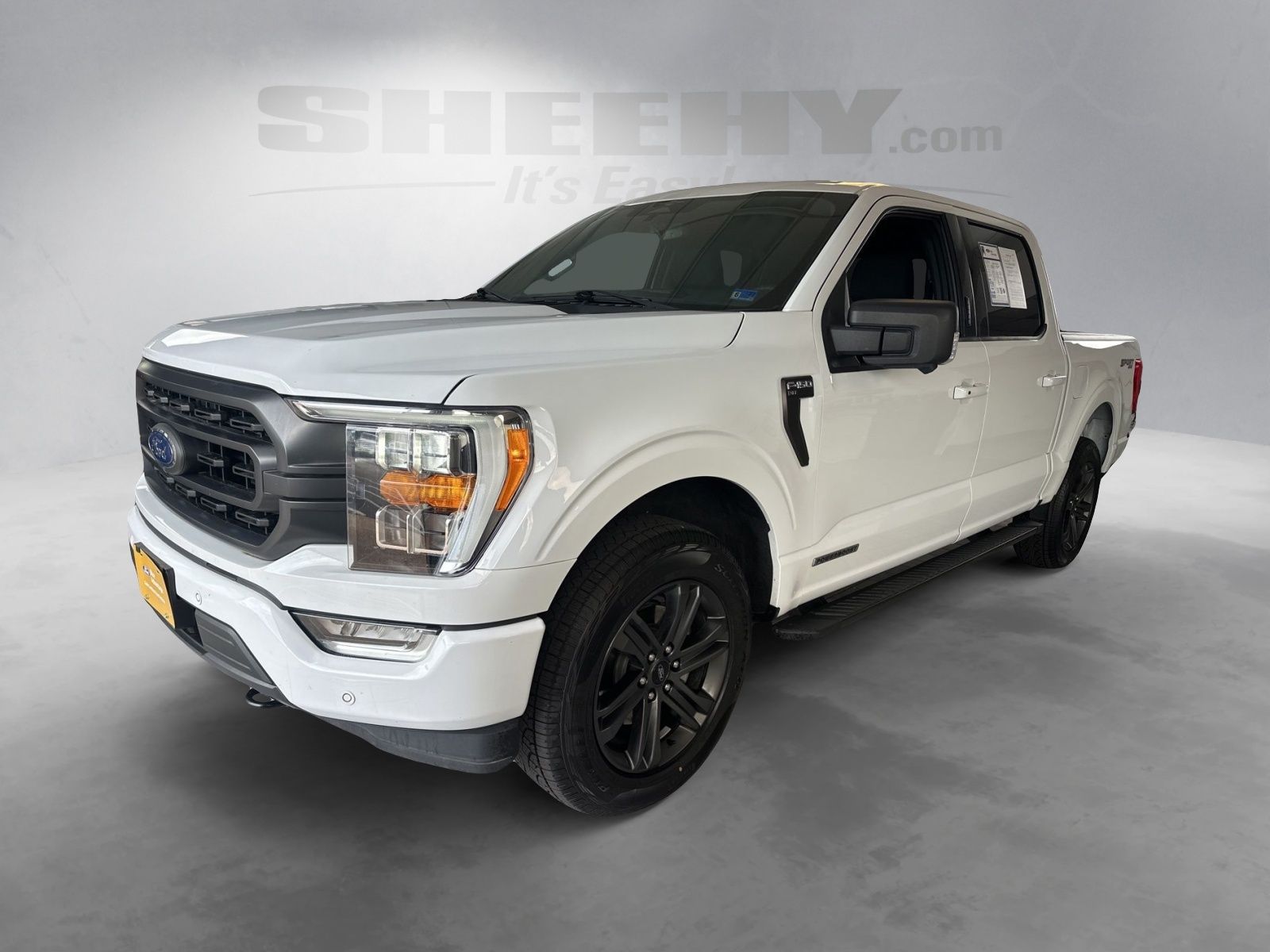 Certified Used 2023 Oxford White Ford XLT image 12