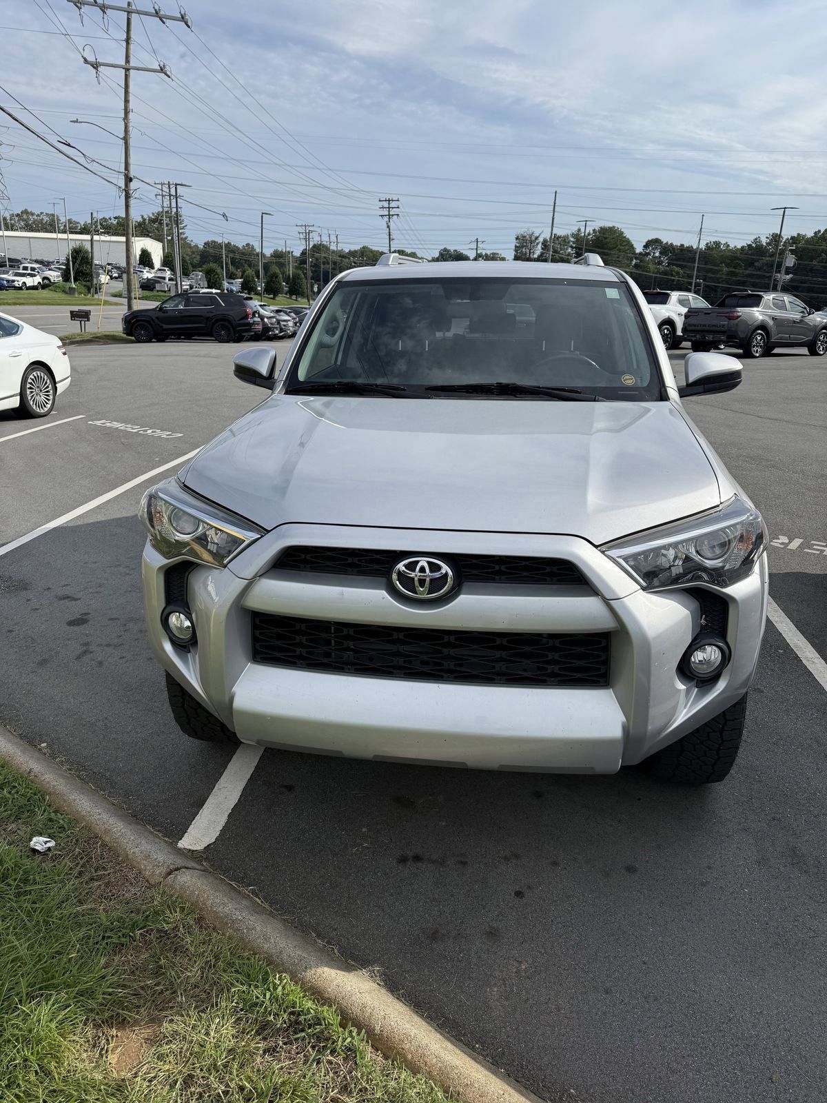 2015 Toyota 4Runner SR5 photo 2