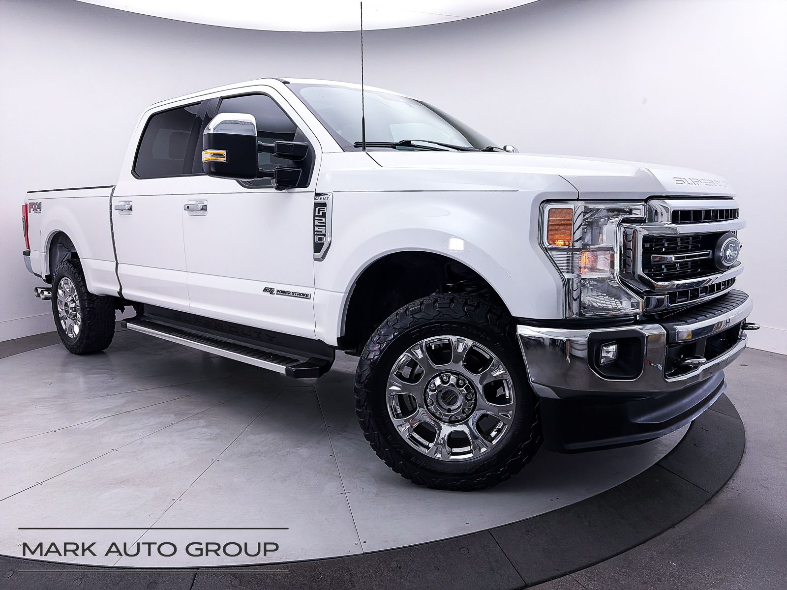 2022 Ford F-250SD Lariat