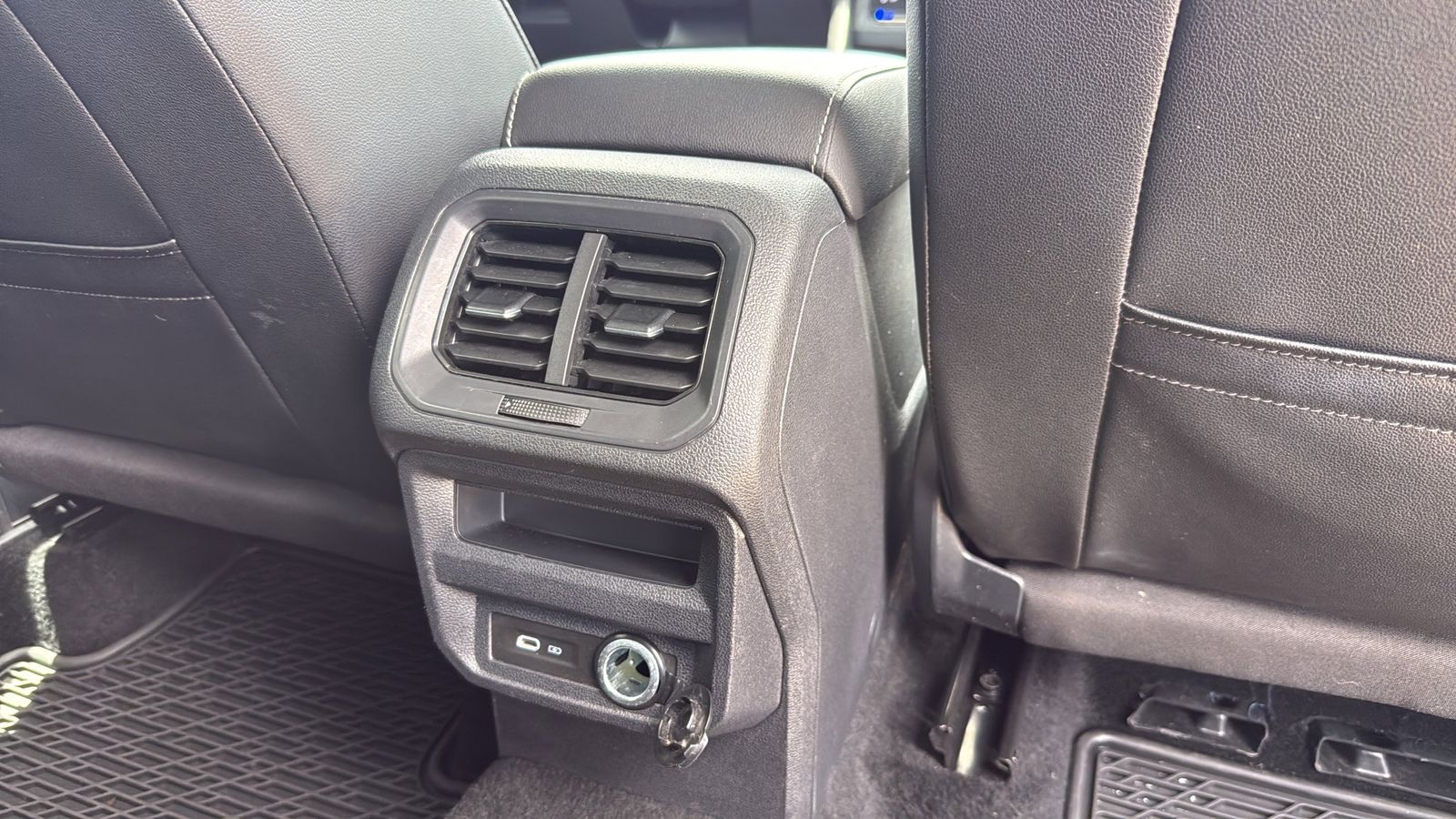 Used Car 2023 Volkswagen Tiguan  2.0t Se R-line Black For Sale Under $25,000 In Austin, Texas