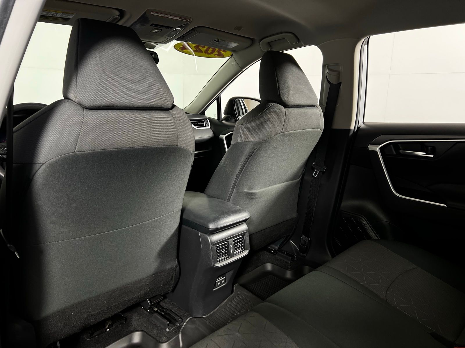 Thumbnail: 2024 Toyota RAV4 - 21