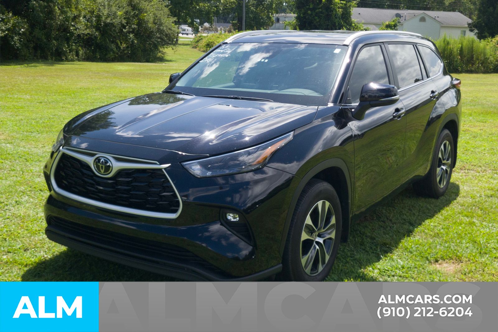 Used 2026 Midnight Black Metallic Toyota XLE image 22