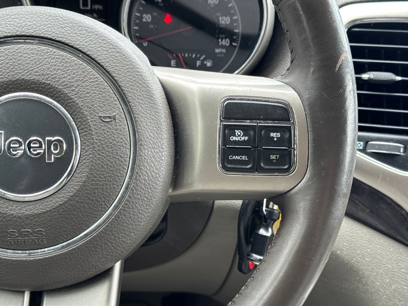 Used 2012 Brilliant Black Crystal Pearlcoat Jeep Laredo image 17