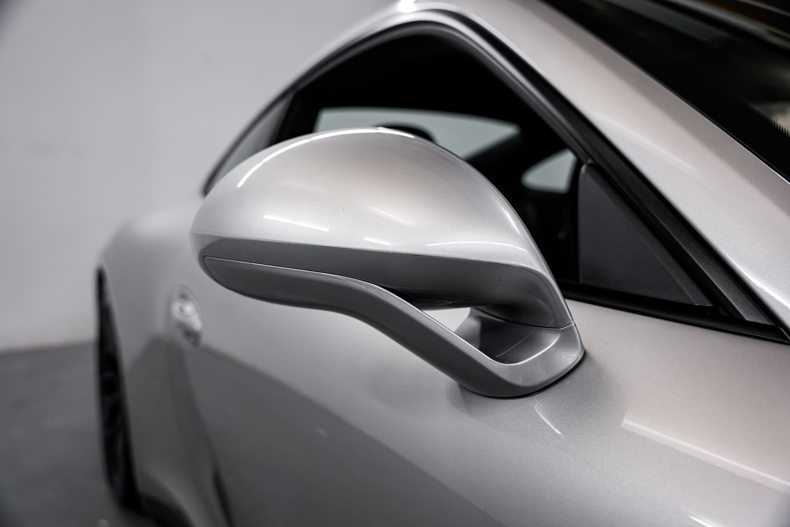 2015 Porsche 911 Carrera GTS — photo 39