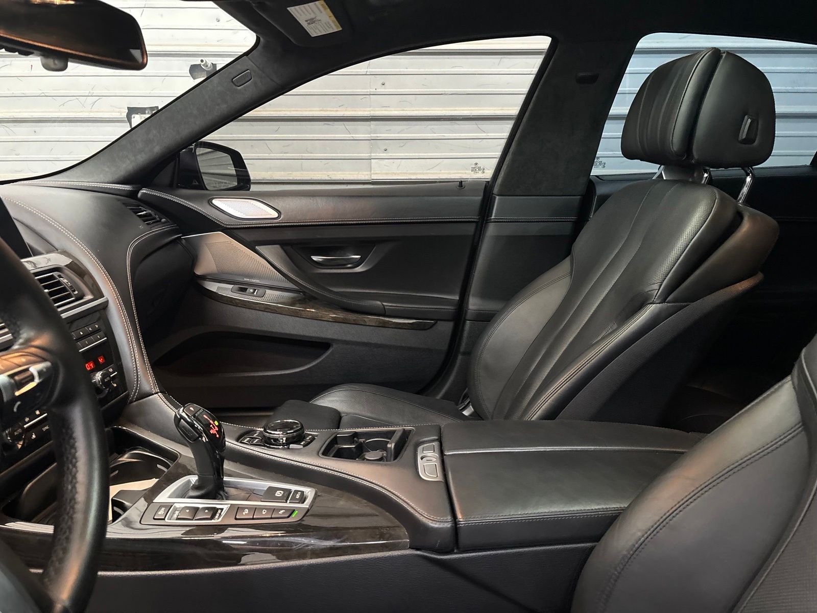 2016 BMW 6 Series 650i - Photo 21