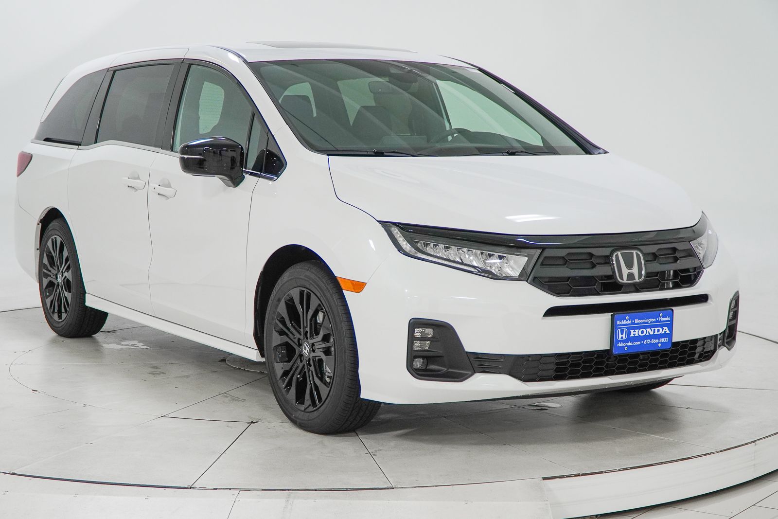 2026 Honda Odyssey Sport L - Photo 16