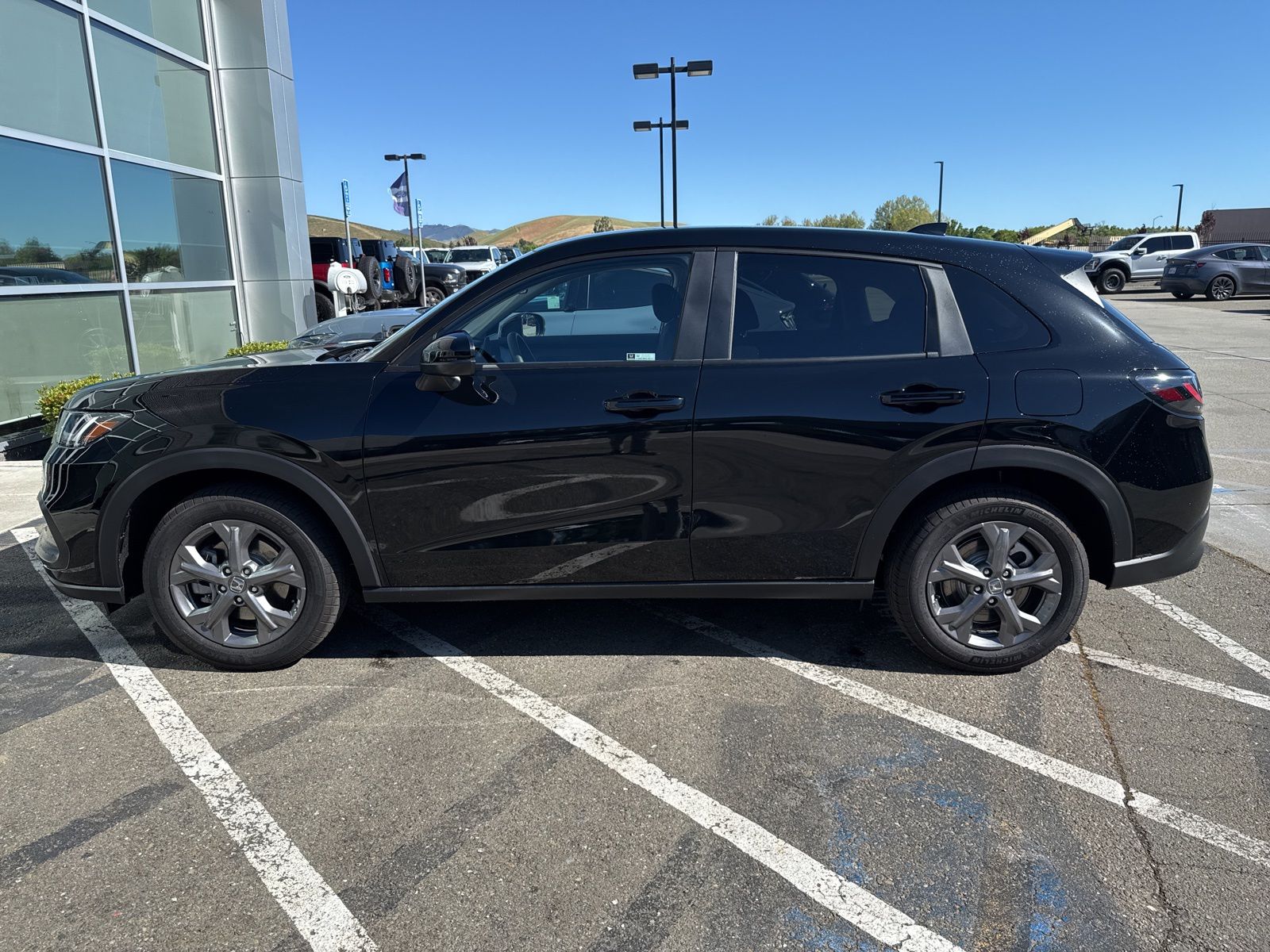 Used 2026  Honda LX image 2