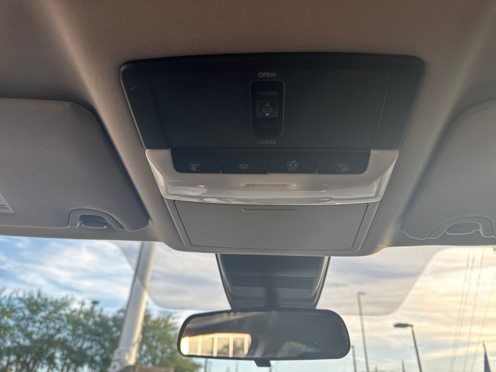 Used 2021 Nissan Altima 2.5 SR 4D Sedan