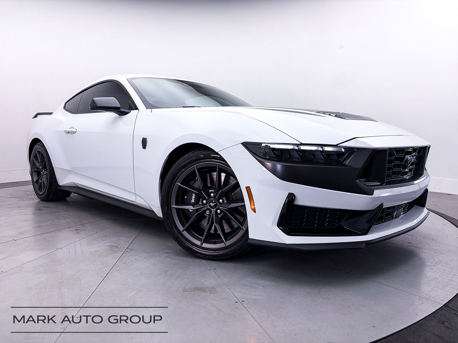 2024 Ford Mustang Dark Horse