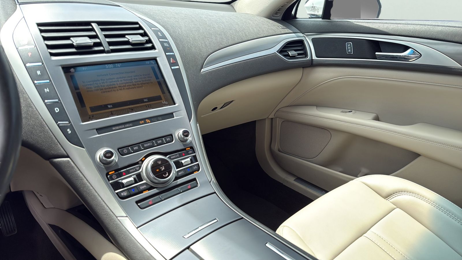 Used Car 2019 Lincoln Mkz  Standard For Sale Under $20,000 In Austin, Texas