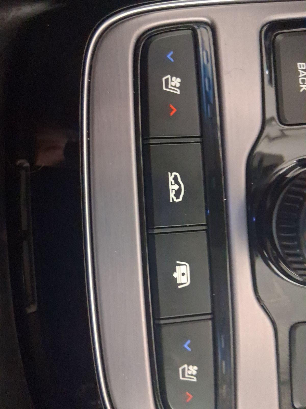 Used Car 2014 Hyundai Equus  Signature For Sale Under $15,000 In Austin, Texas