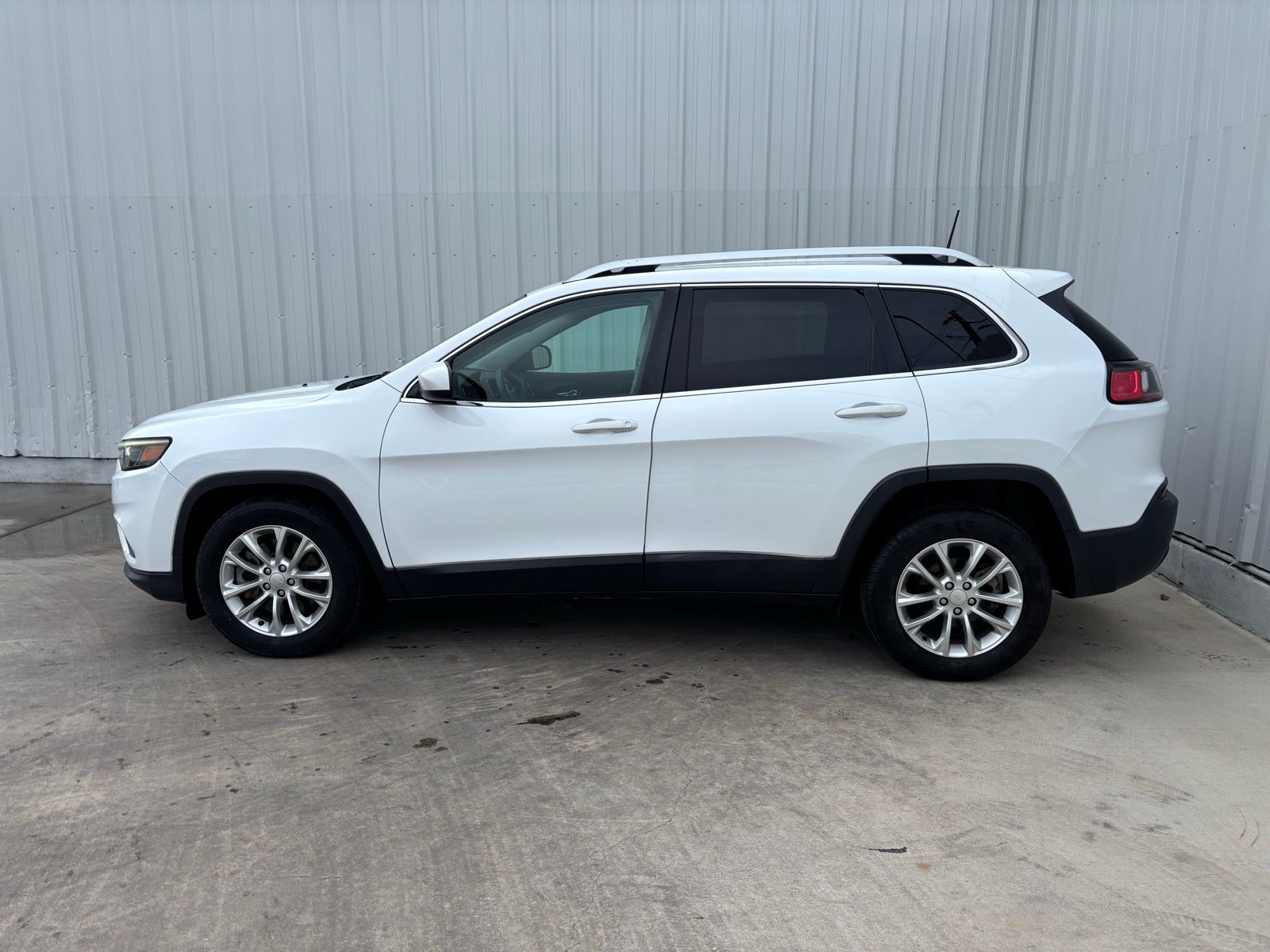 Used Car 2019 Jeep Cherokee  Latitude For Sale Under $12,000 In Austin, Texas