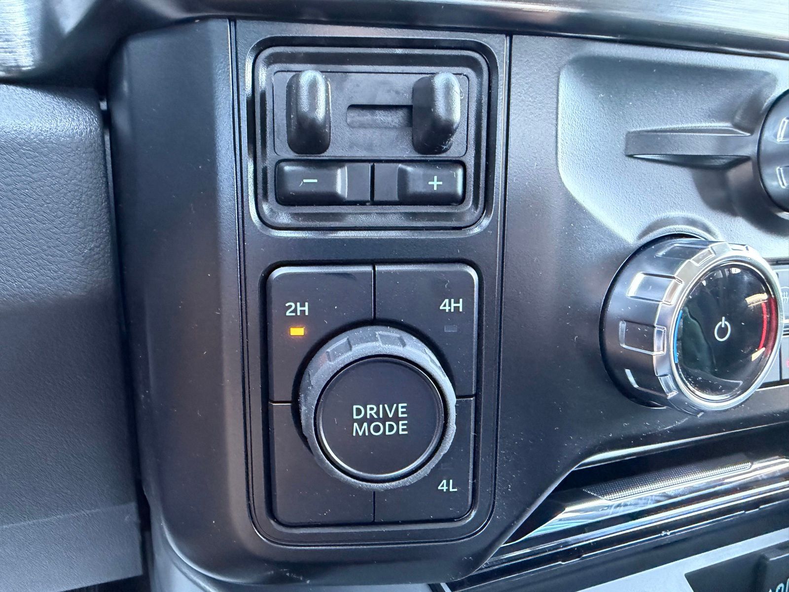 2026 Ford F-250SD image 21