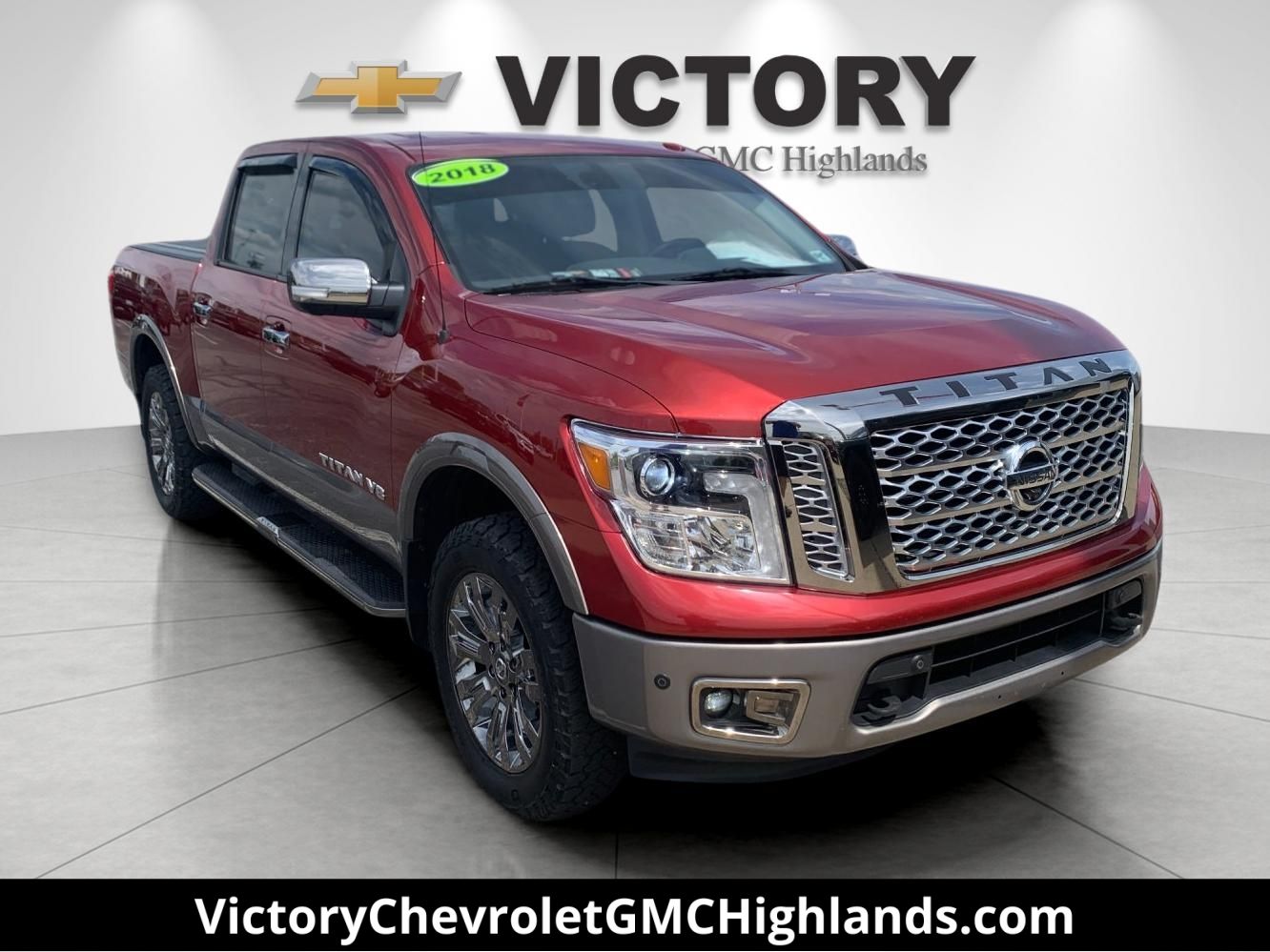 Cayenne Red 2018 Nissan Titan Platinum Reserve Crew Cab 4WD Pickup Truck Four-Wheel Drive 7-Speed Automatic