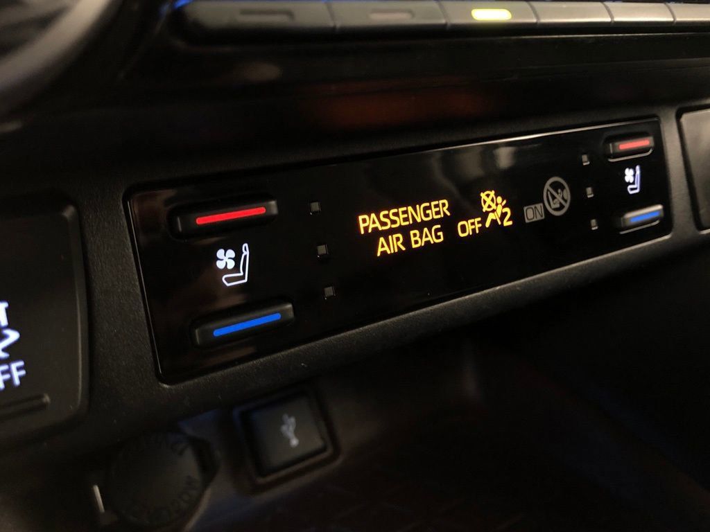 2021 Toyota RAV4 Limited 21