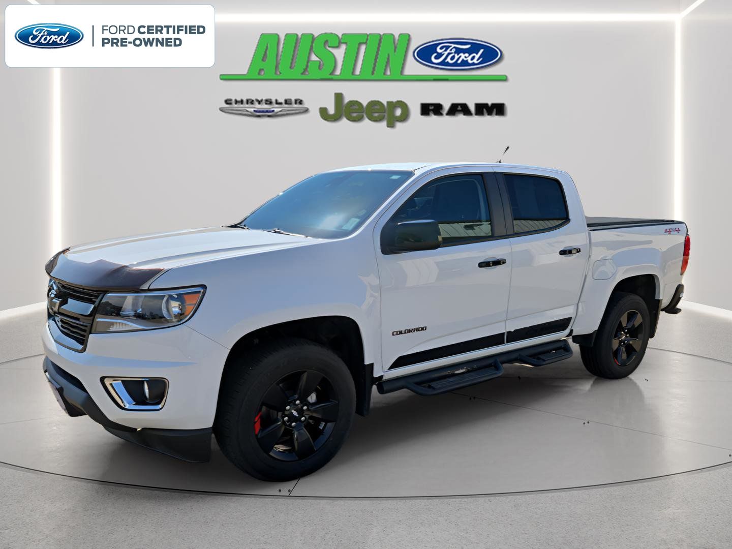 Summit White 2018 Chevrolet Colorado LT Crew Cab 4WD Pickup Truck Four-Wheel Drive 8-Speed Automatic