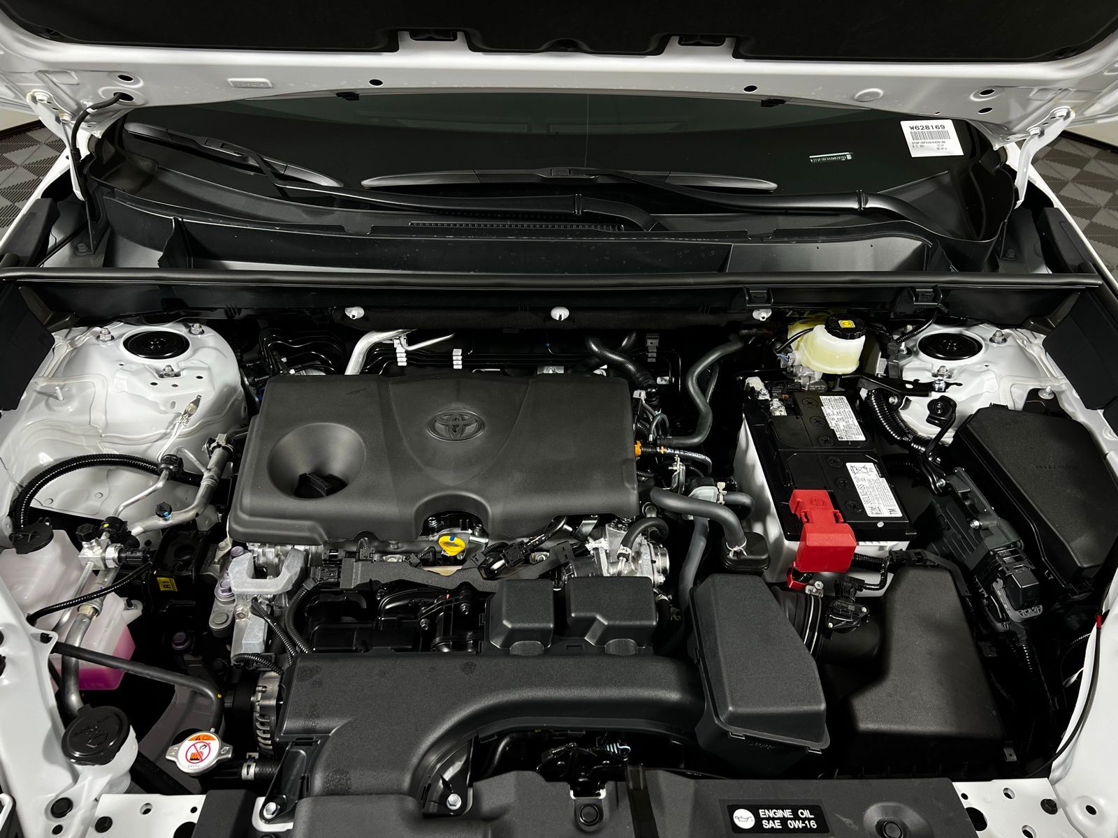 Thumbnail: 2025 Toyota RAV4 - 9