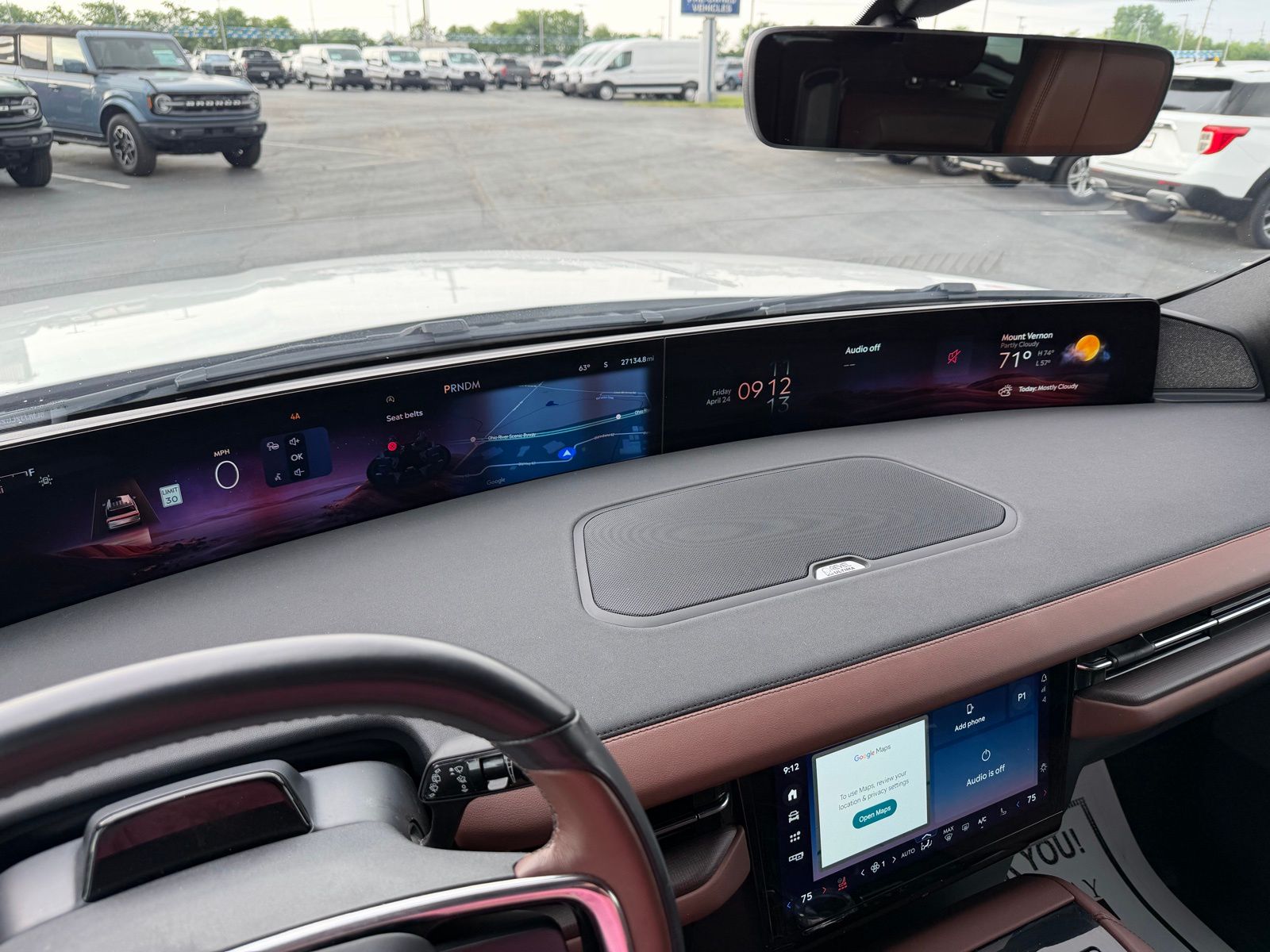 2025 Lincoln Navigator image 19