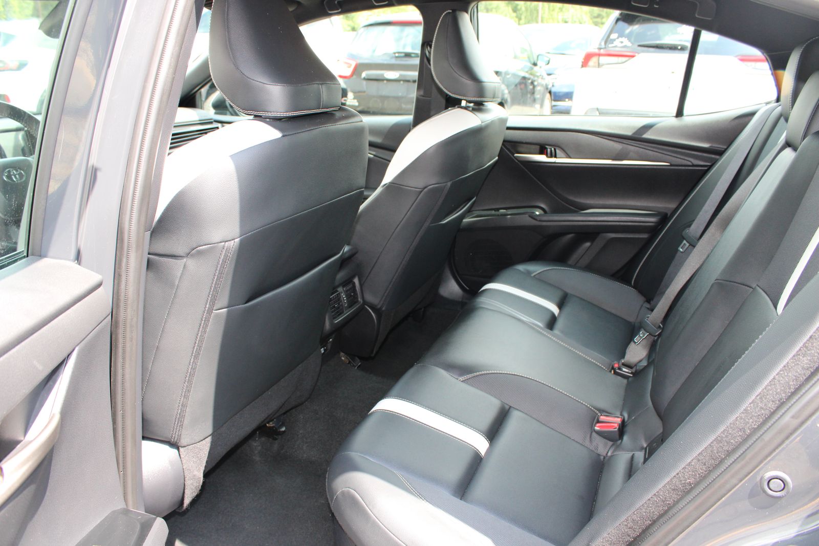 Used 2025  Toyota SE image 11