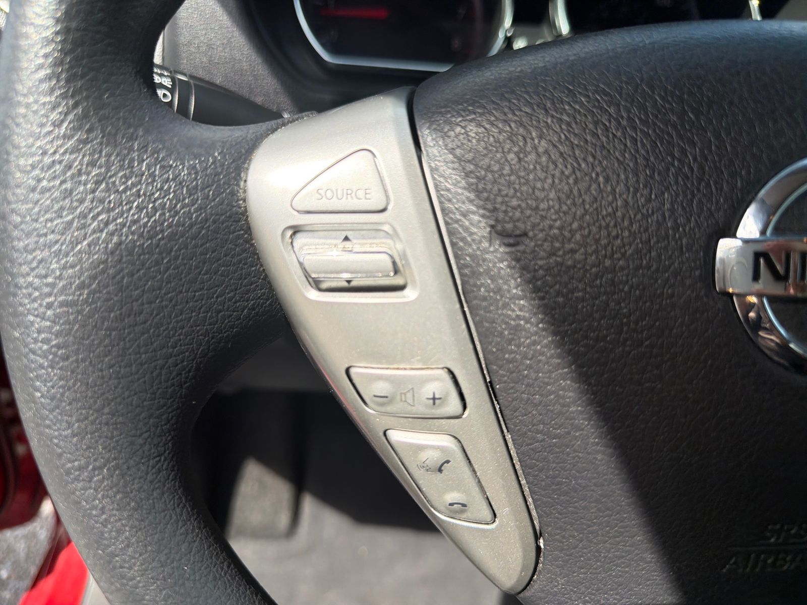 Used 2015 Nissan Versa 1.6 SV 4D Sedan