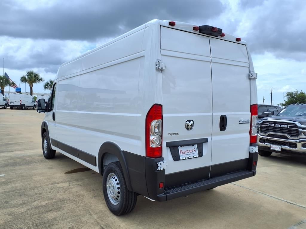 2025 Ram ProMaster 2500 High Roof - 3