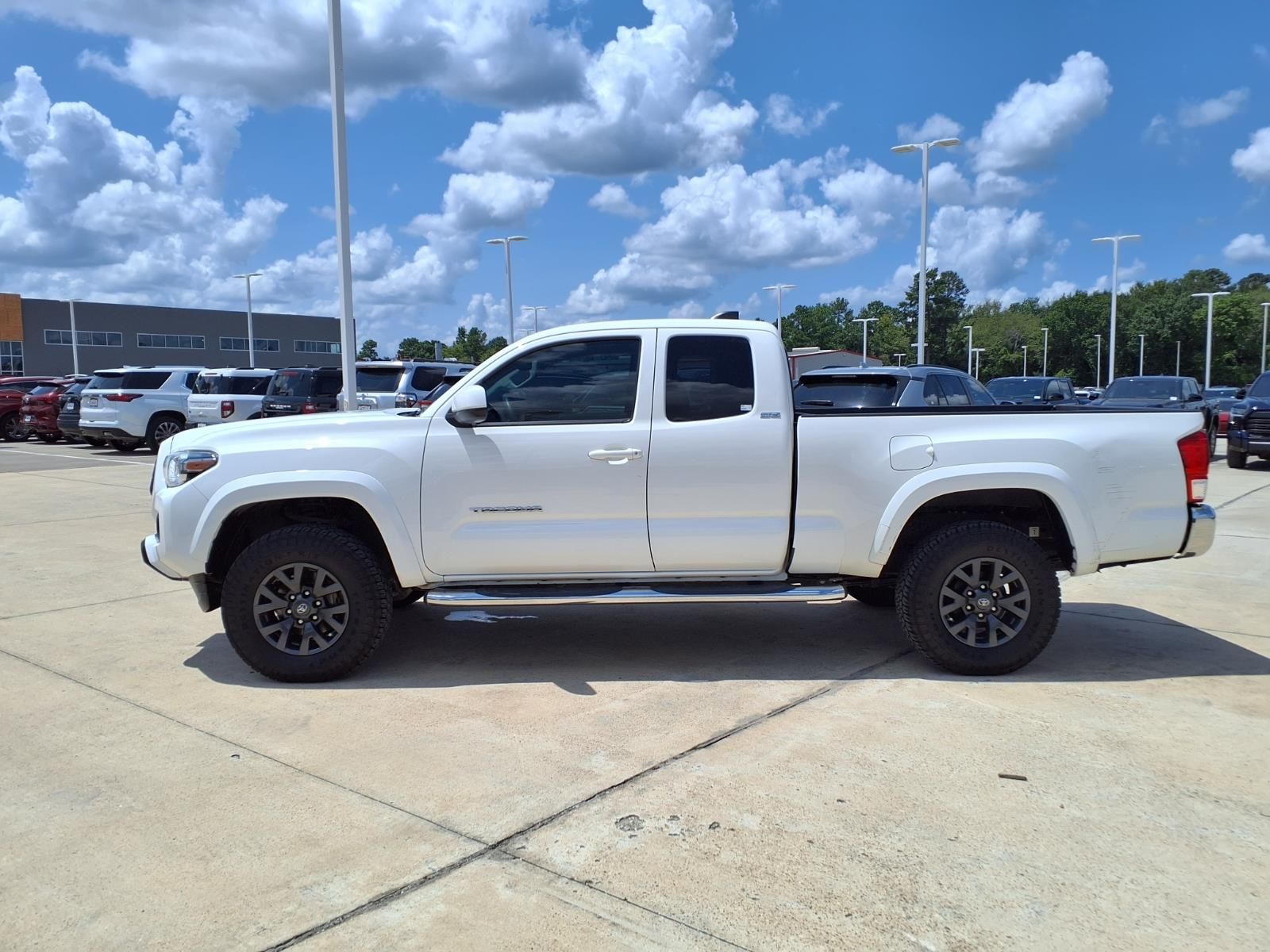 2021 Toyota Tacoma SR5 - 7