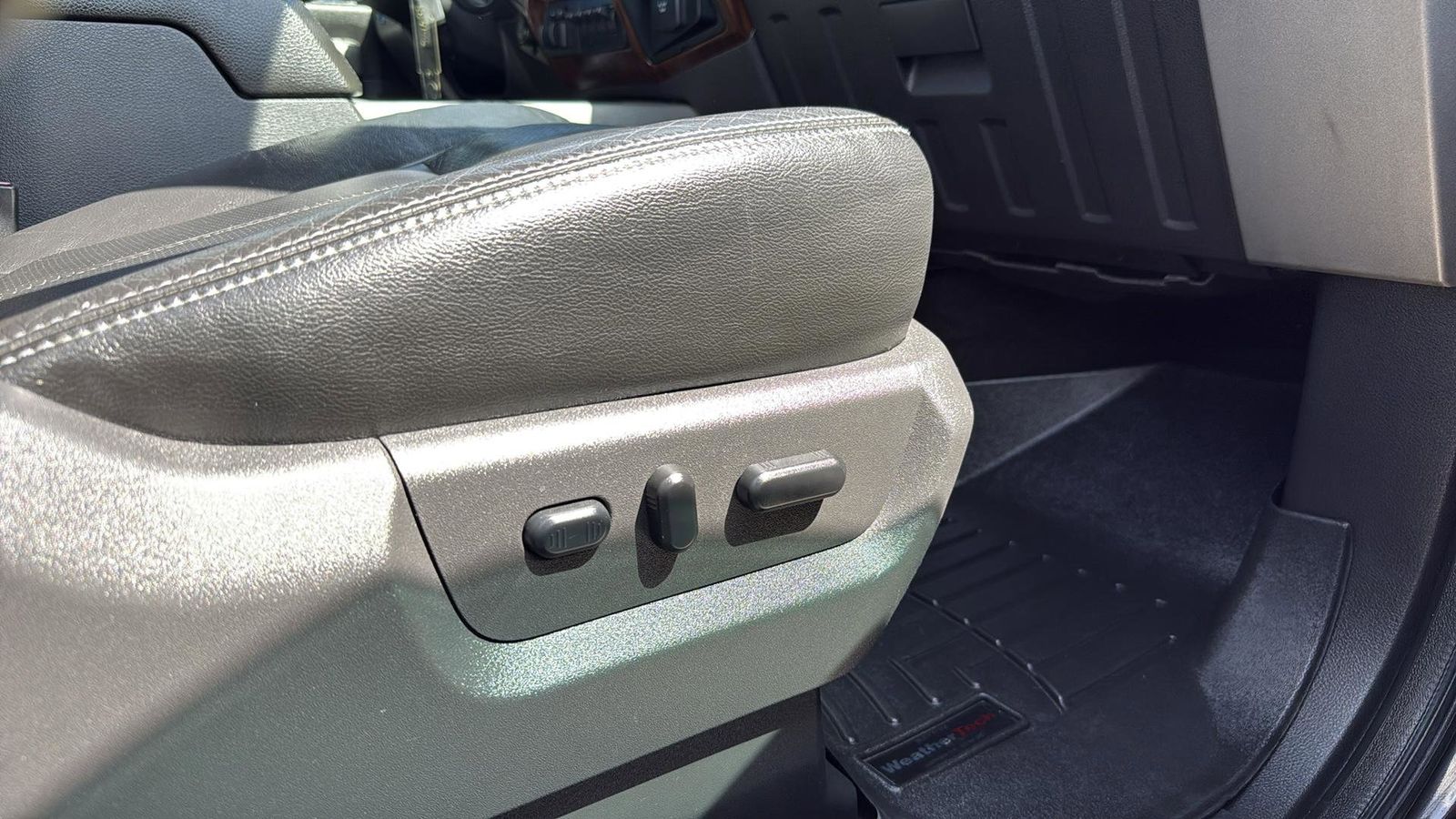 Used Car 2013 Ford F-250sd  Lariat For Sale Under $35,000 In Austin, Texas