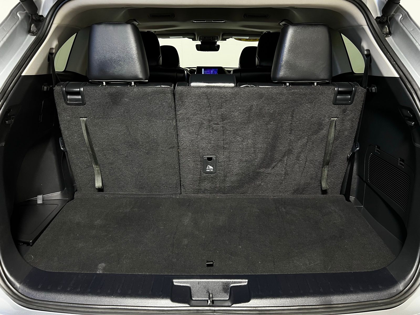 Thumbnail: 2024 Toyota Highlander - 27