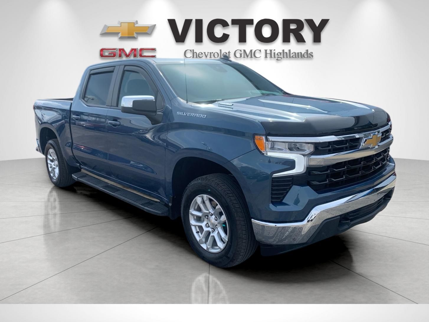 Lakeshore Blue Metallic 2024 Chevrolet Silverado 1500 LT Crew Cab 4WD Pickup Truck Four-Wheel Drive 8-Speed Automatic