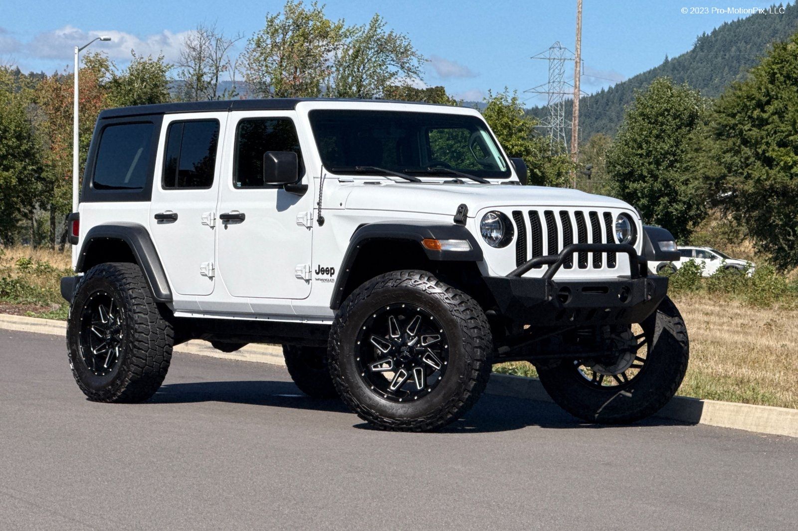 Bright White Clearcoat 2021 Jeep Wrangler SUV / Crossover Four-Wheel Drive 8-Speed Automatic