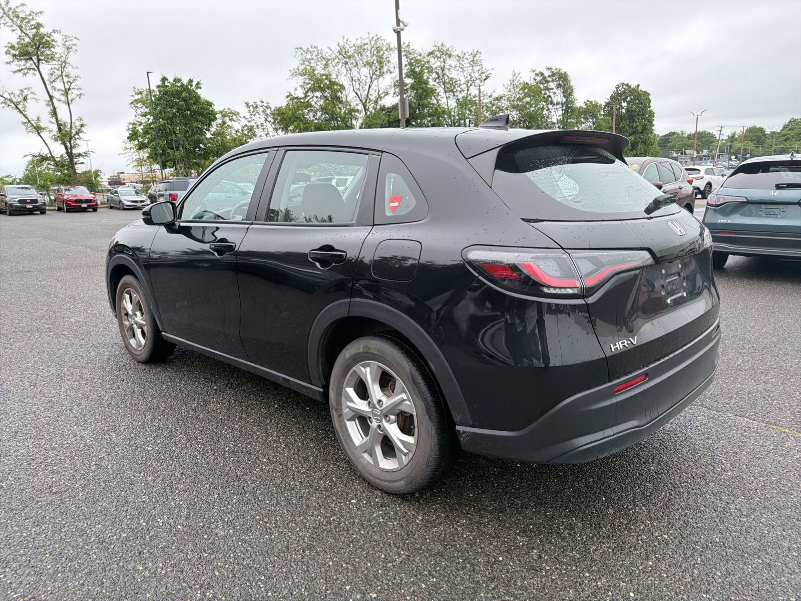 View vehicle photo 3