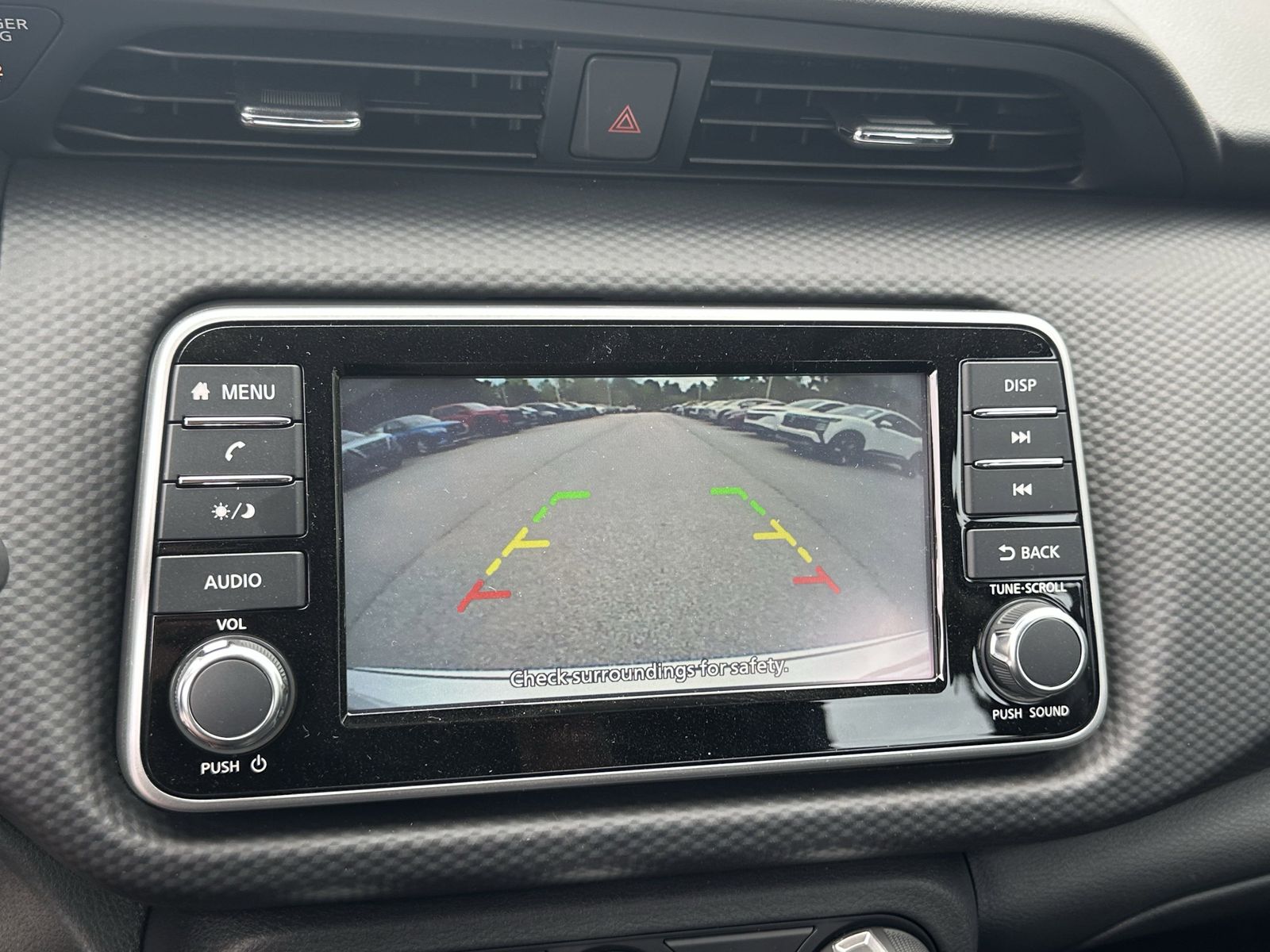 2025 Nissan Kicks Play S photo 4
