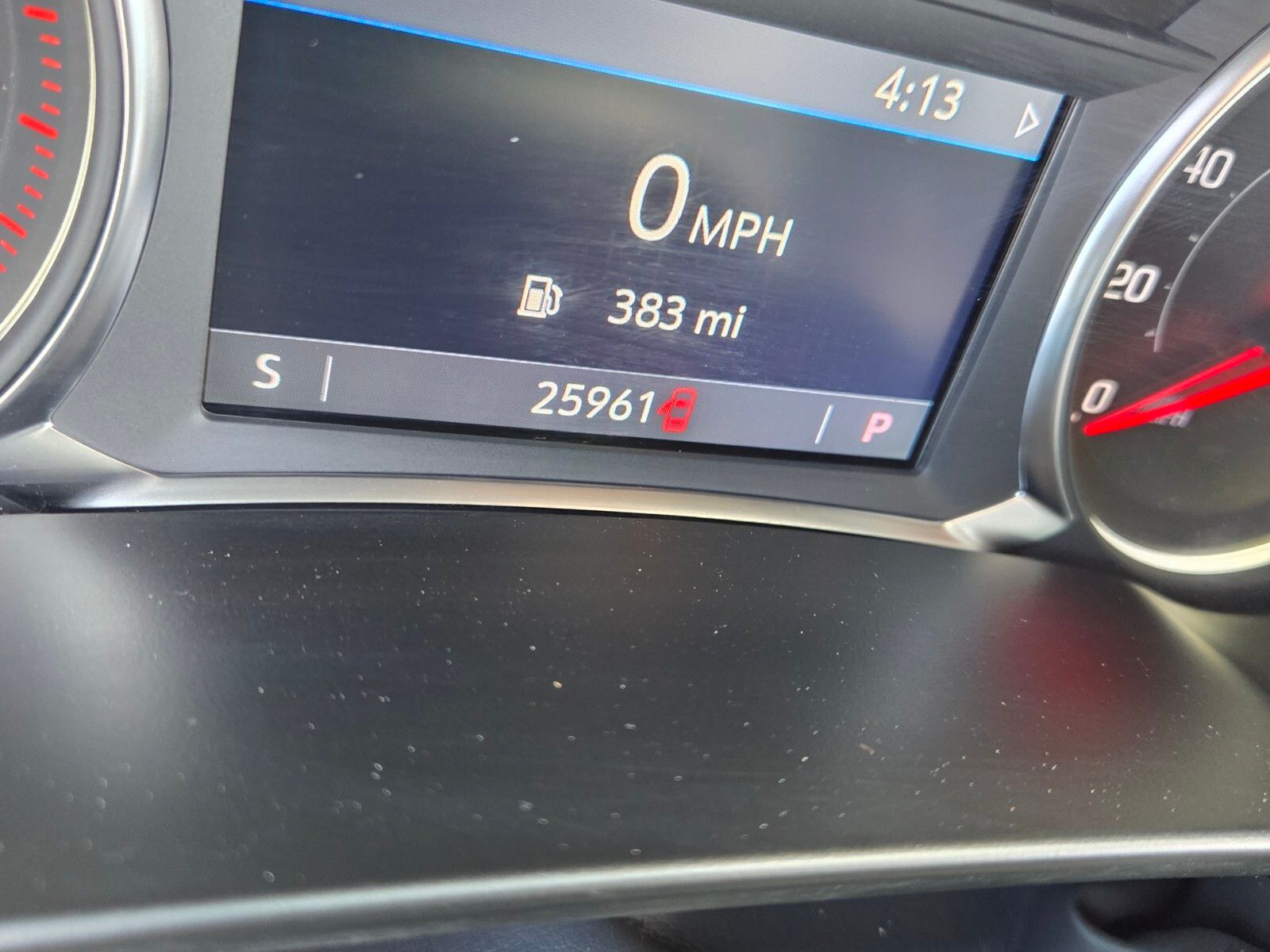 Used 2025 Gray Chevrolet LT image 25