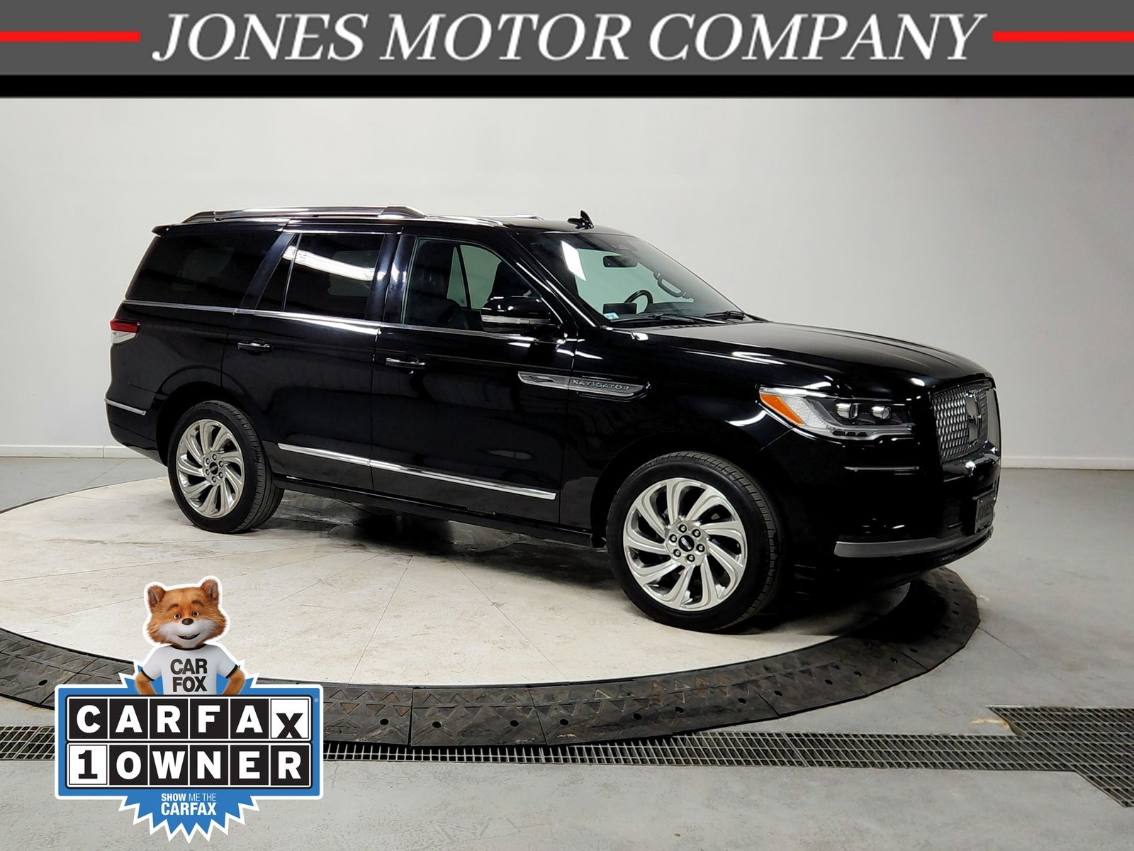 Infinite Black Metallic Clearcoat 2024 Lincoln Navigator Reserve 4WD SUV / Crossover Four-Wheel Drive Automatic