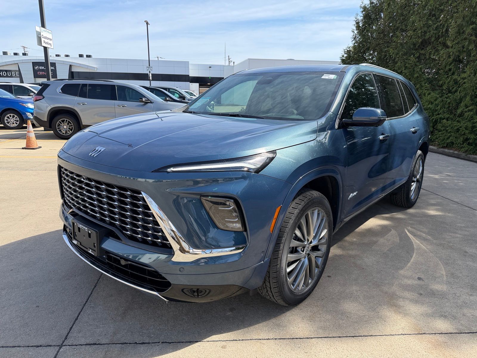 View vehicle photo 7