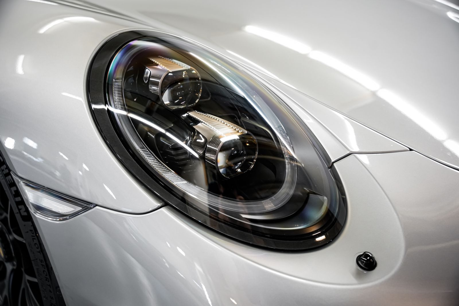 2015 Porsche 911 Carrera GTS — photo 40
