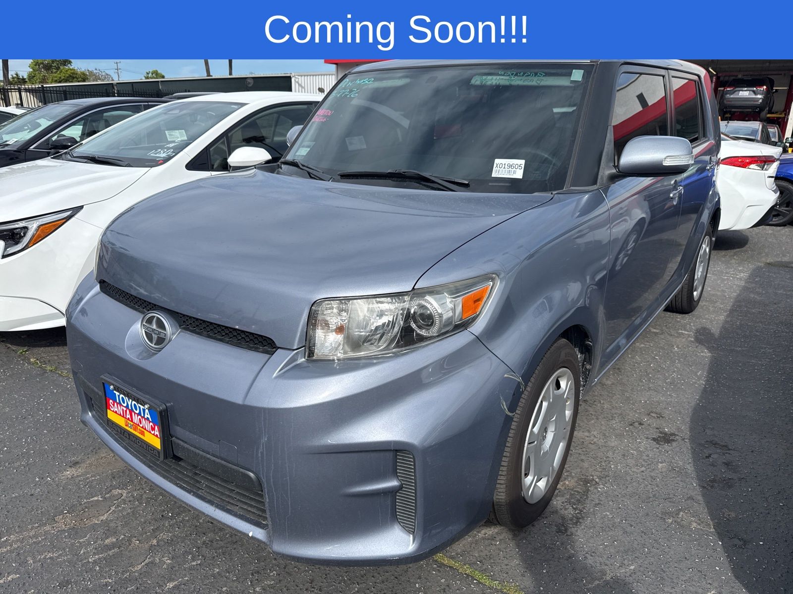 Stingray Metallic 2012 Scion xB Base Wagon Front-Wheel Drive 4-Speed Automatic Overdrive