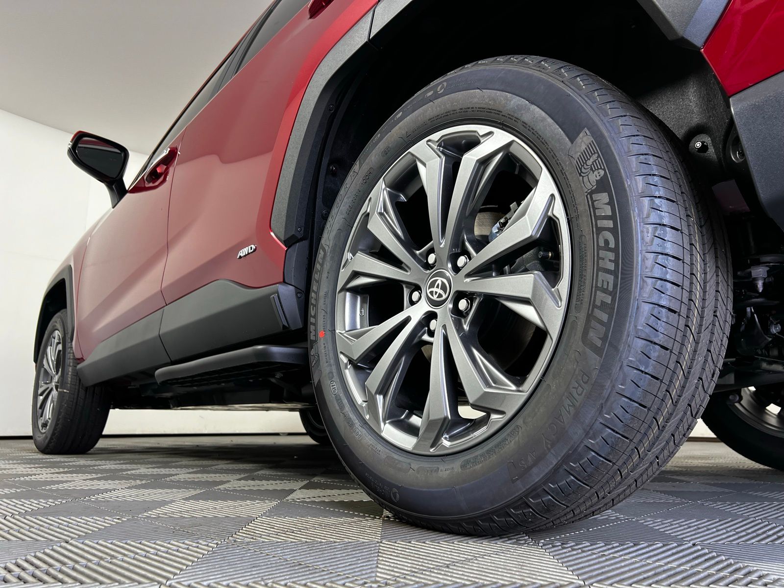Thumbnail: 2025 Toyota RAV4 - 24