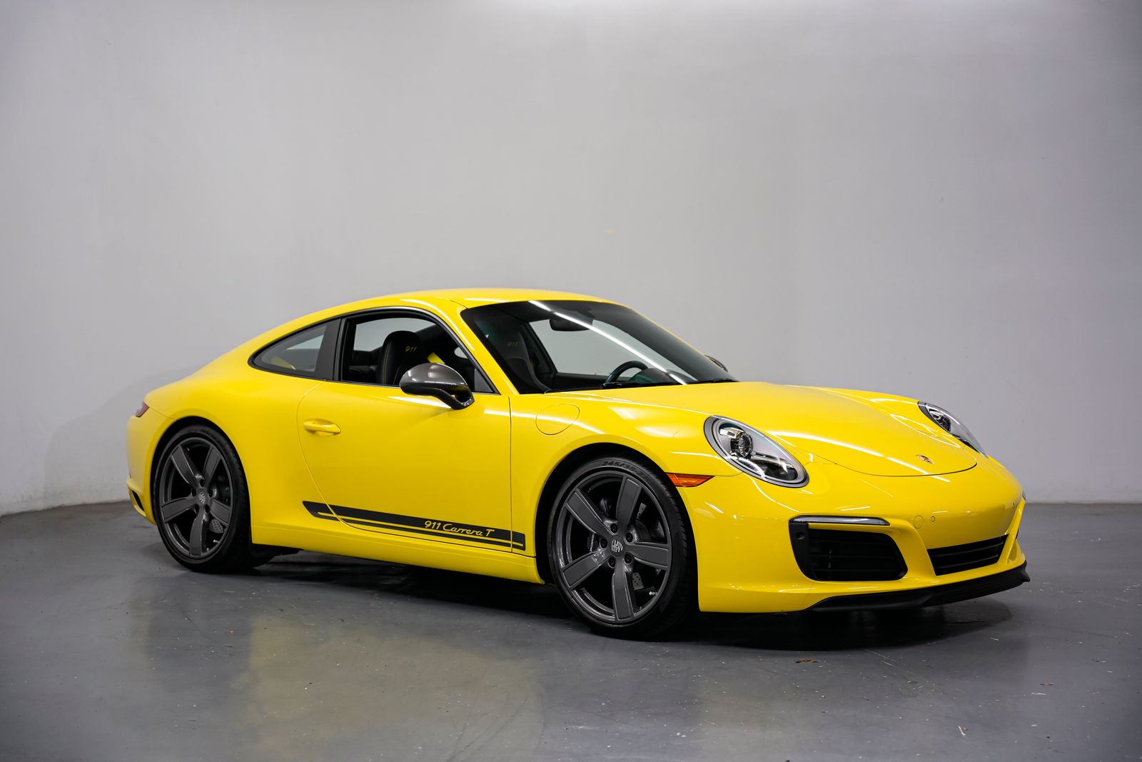 2018 Porsche 911 Carrera T Coupe RWD