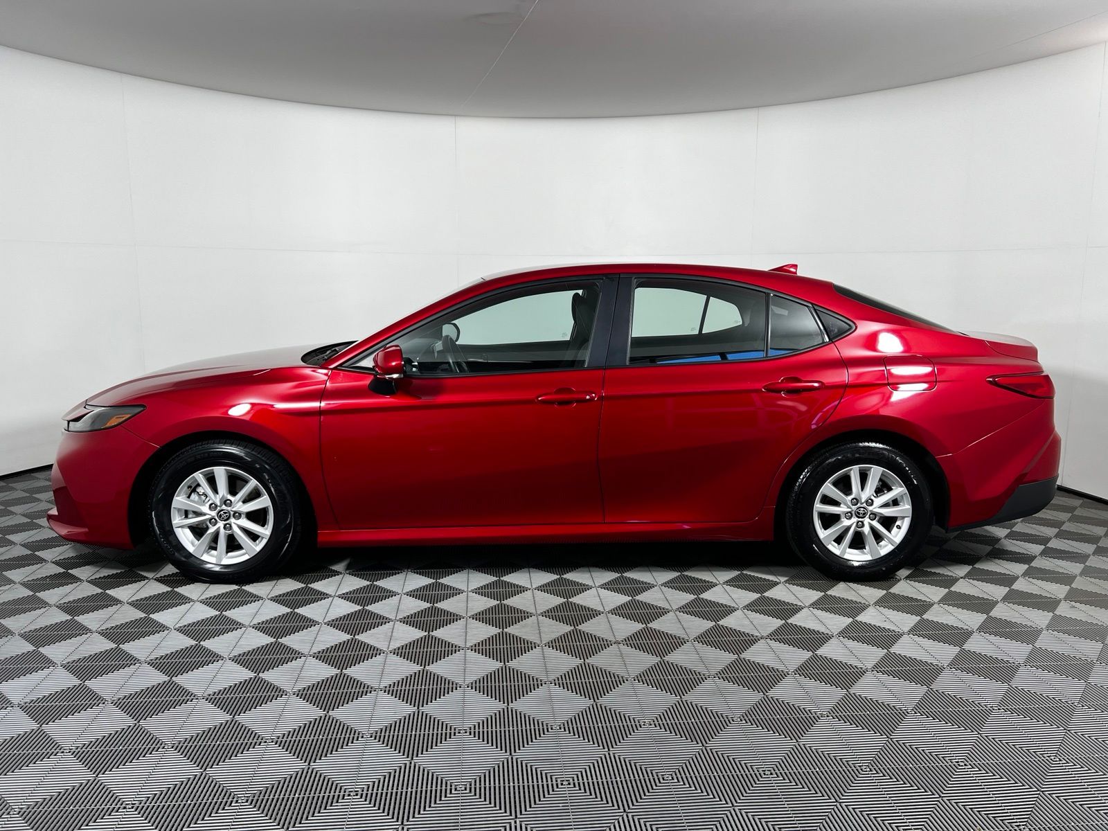 Thumbnail: 2025 Toyota Camry - 8