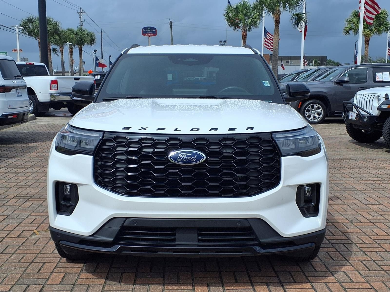 2025 Ford Explorer ST-Line - 1