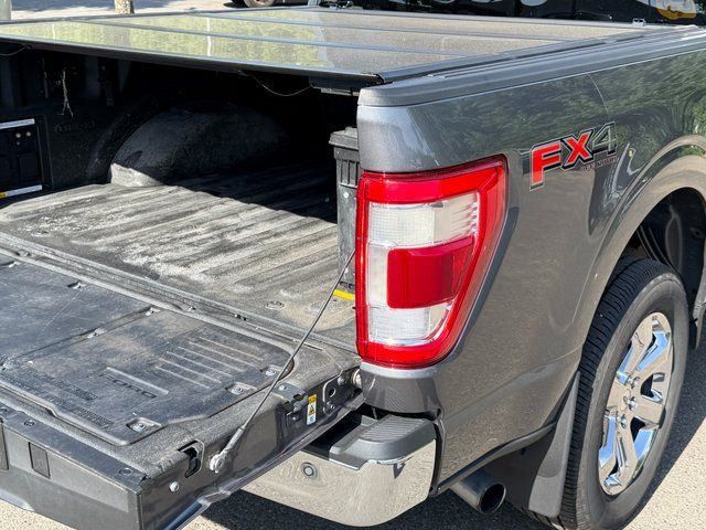 Certified Used 2022 Carbonized Gray Metallic Ford Lariat image 34