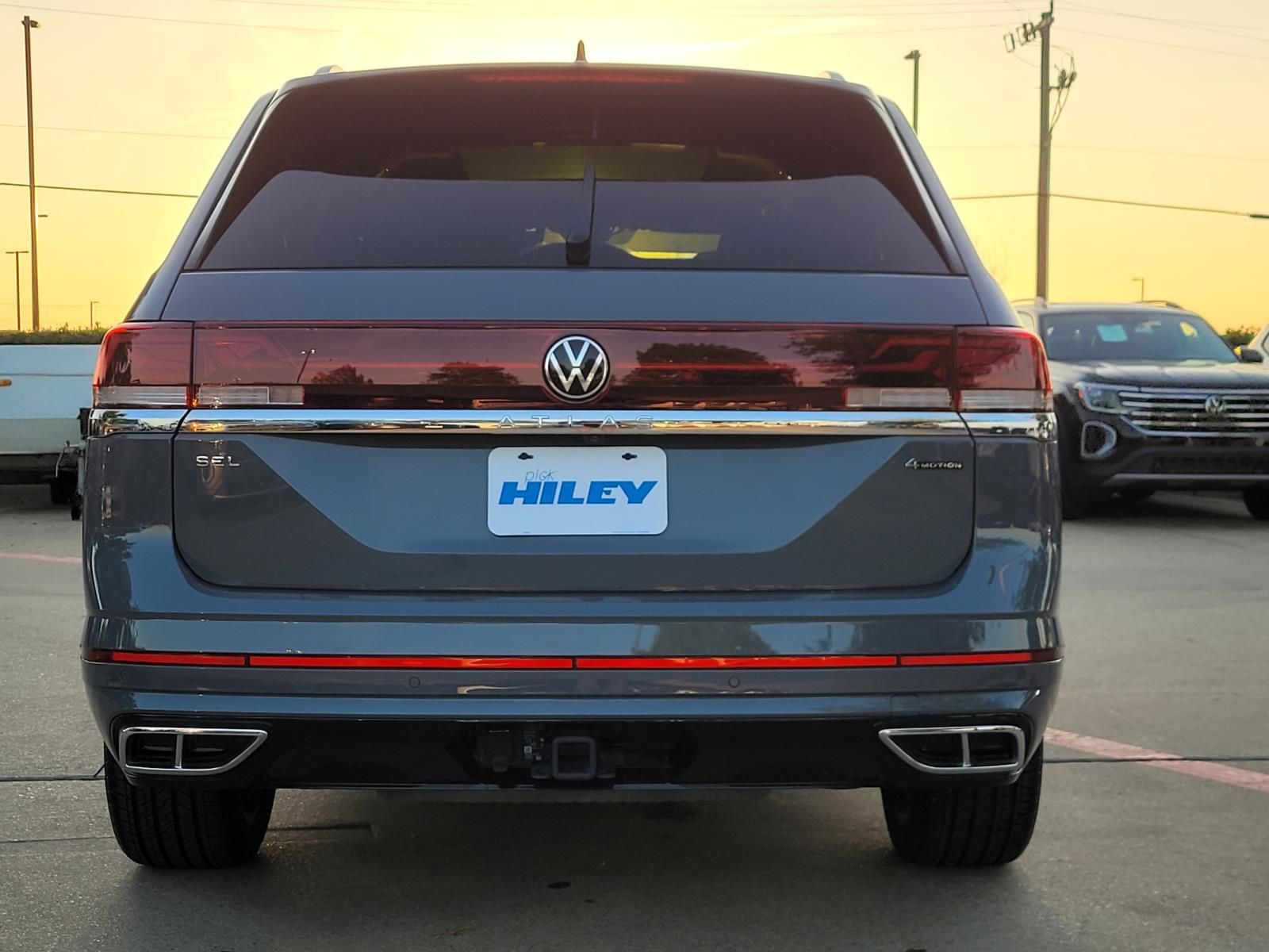 used 2025 Volkswagen Atlas car, priced at $44,900