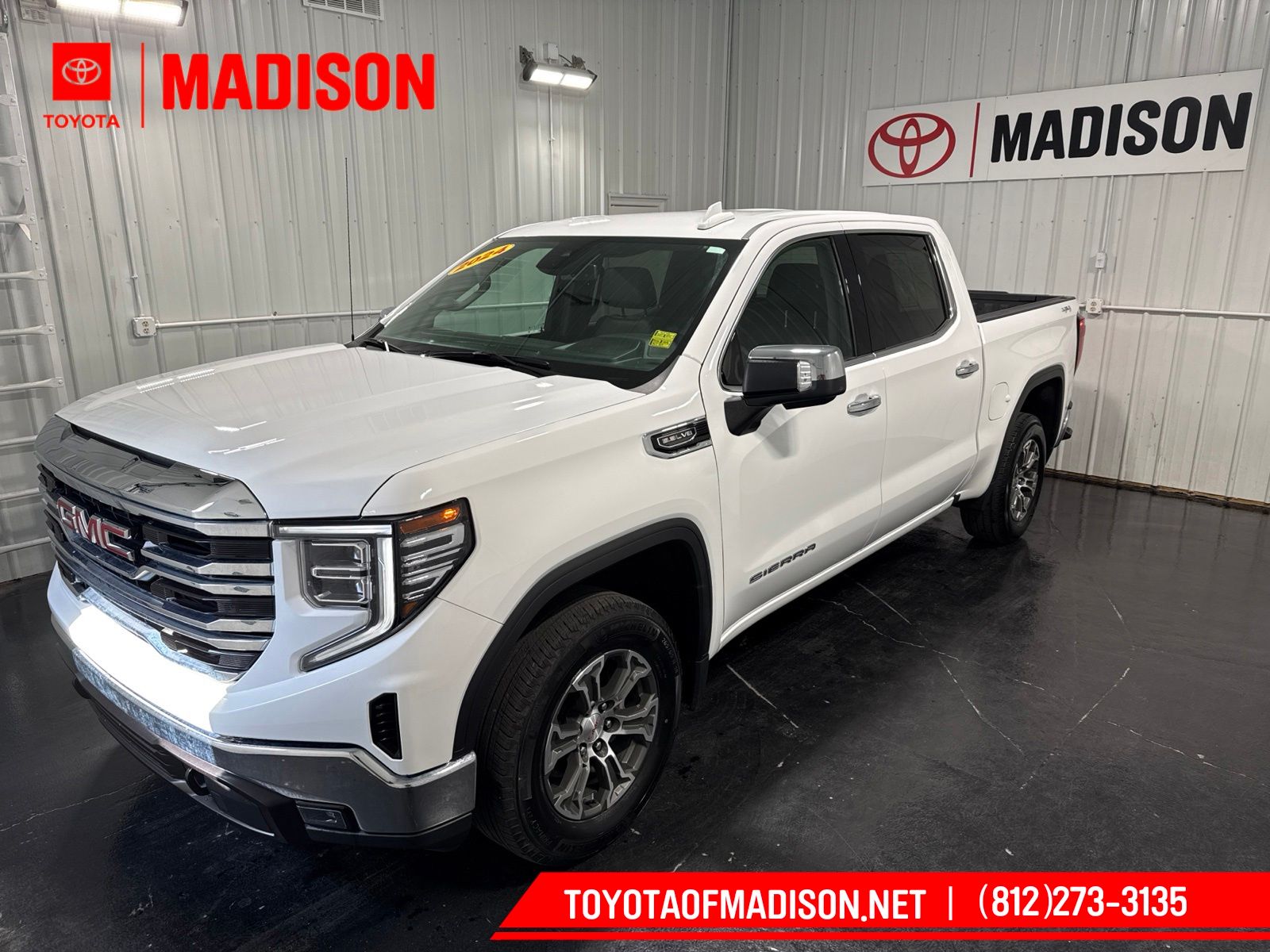Summit White 2024 GMC Sierra 1500 Pickup Truck Four-Wheel Drive Automatic