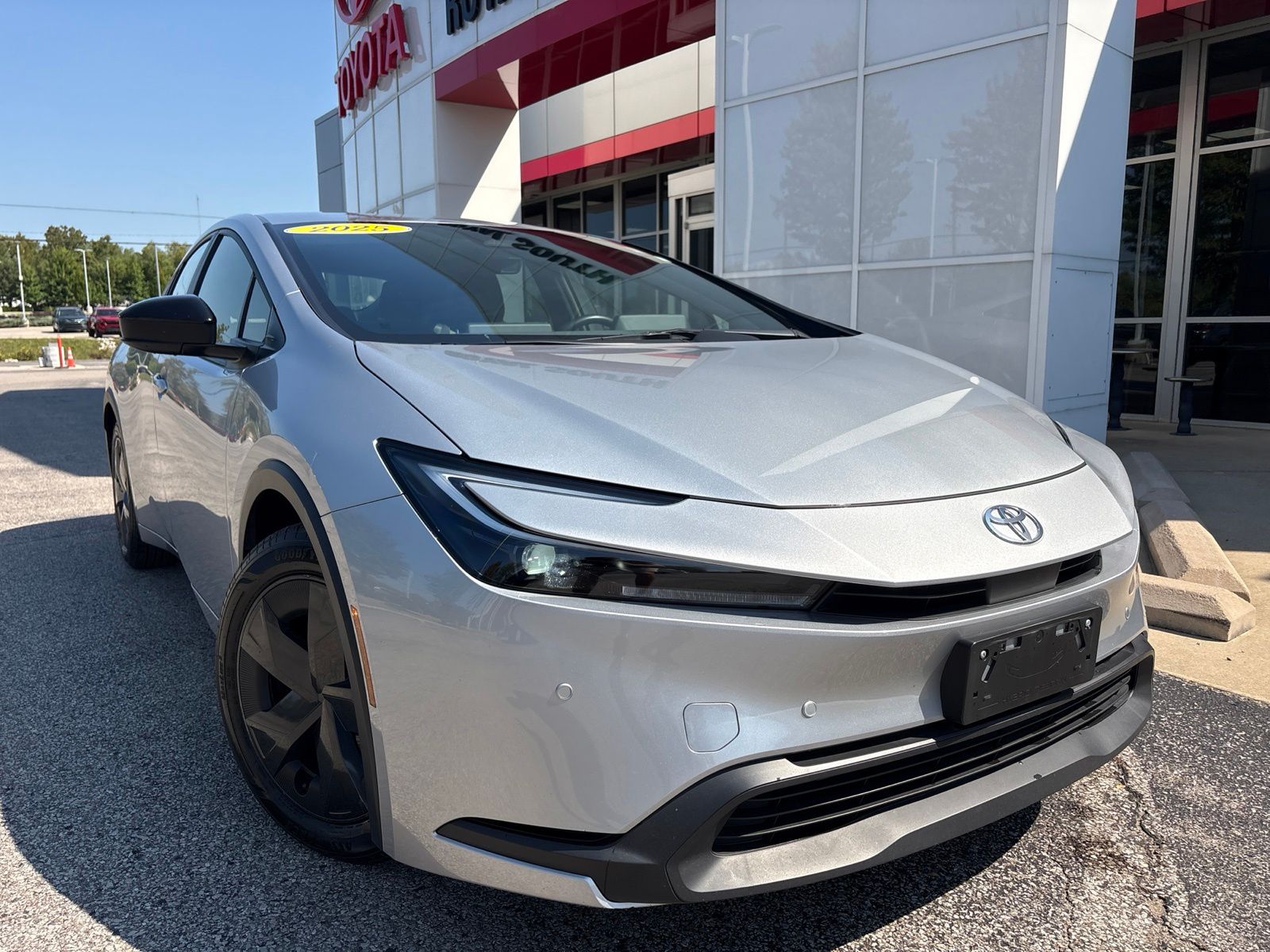 Cutting Edge 2025 Toyota Prius Hatchback Front-Wheel Drive Continuously Variable Transmission
